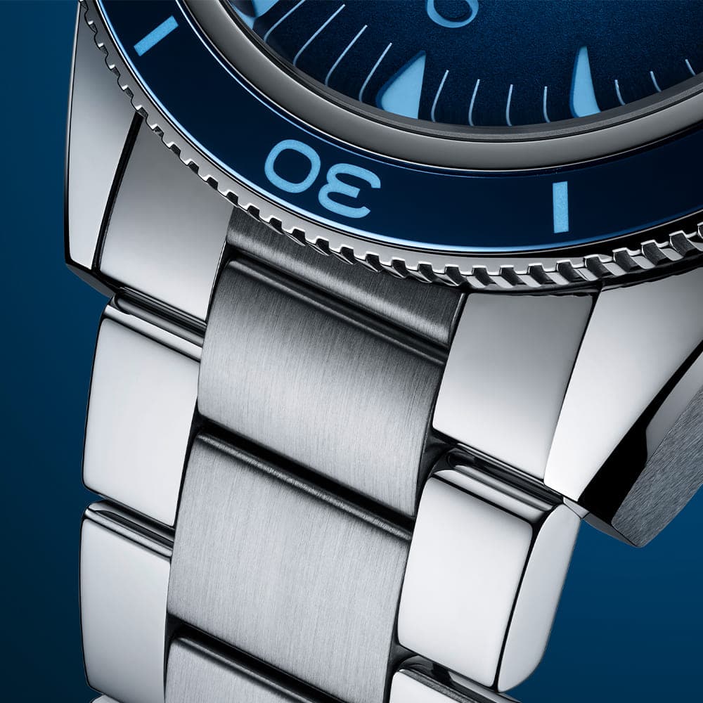 juwelier-weinmayr-omega-summer-blue-seamaster-300-234-30.41.21.03.002-1000x1000-3