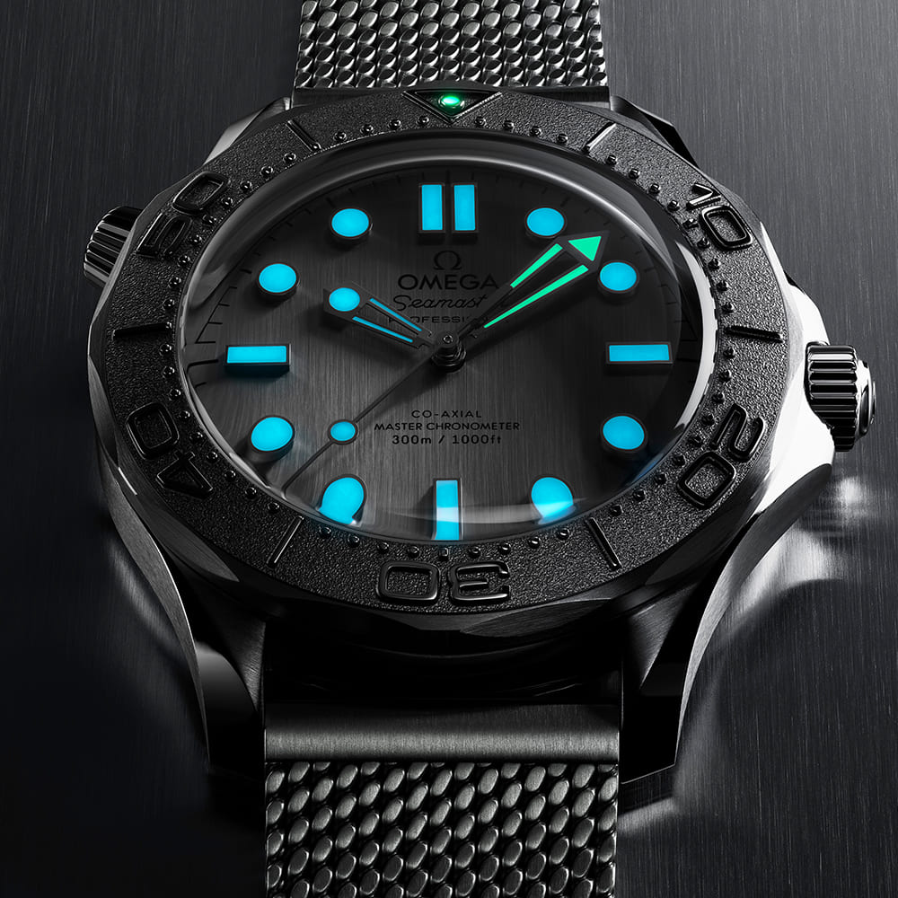 Omega_Seamaster_Diver_1000_1000_6