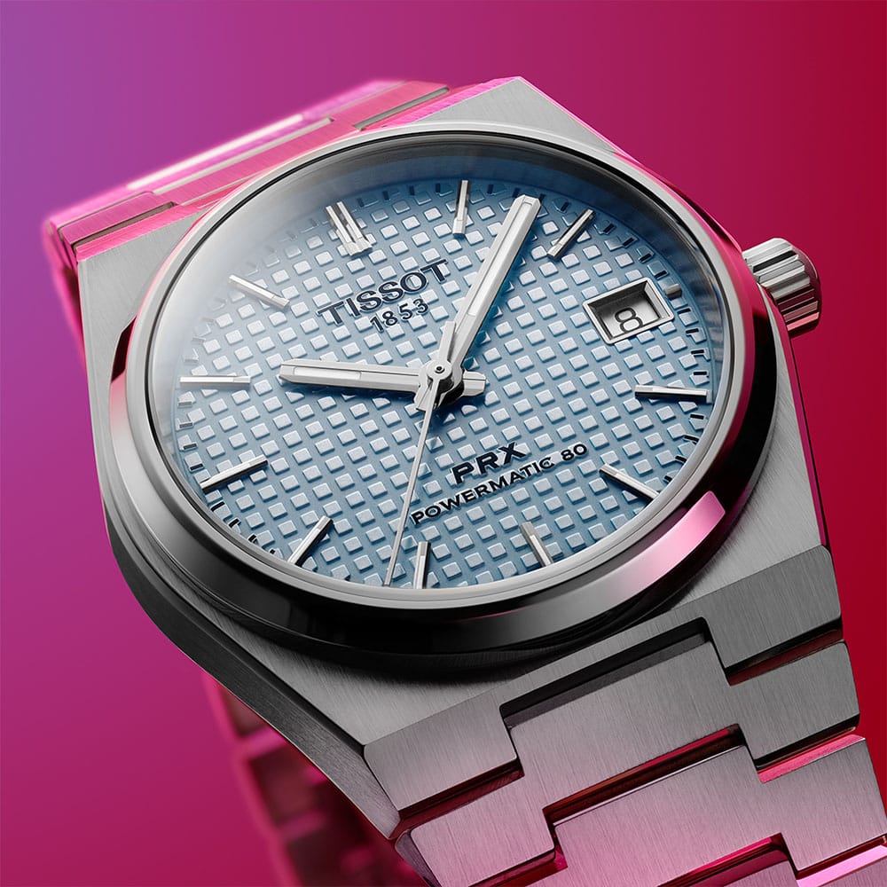 0_Tissot_PRX35-Auto_Gold_T137_207_33_021_00_IceBlue_T137_207_11_351_00_Lifestyle_1