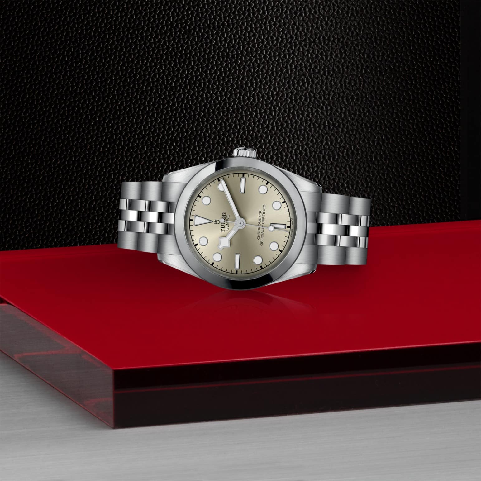 TUDOR Black Bay One 31 – Bild 5