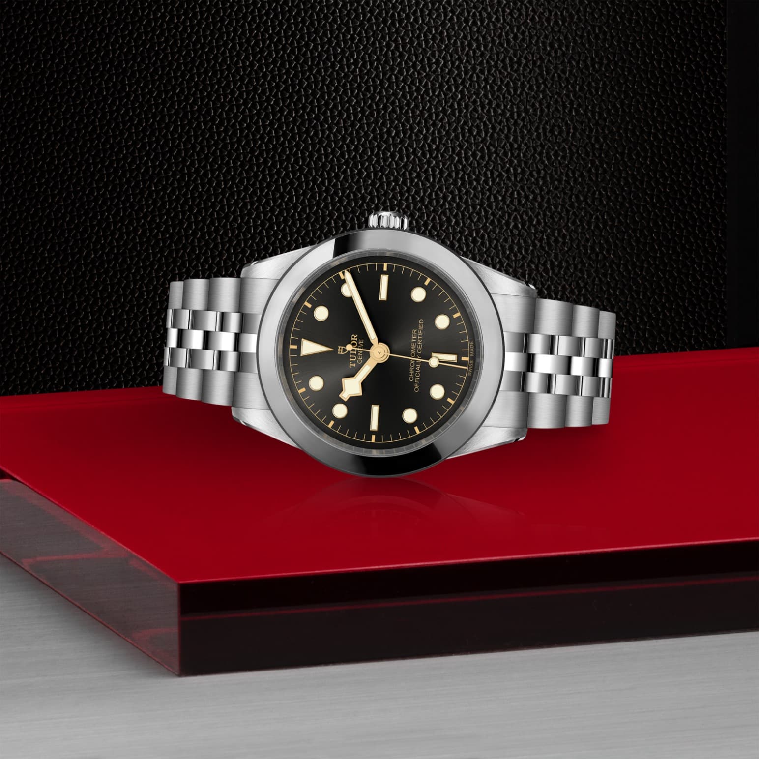 TUDOR Black Bay One 39 – Bild 5