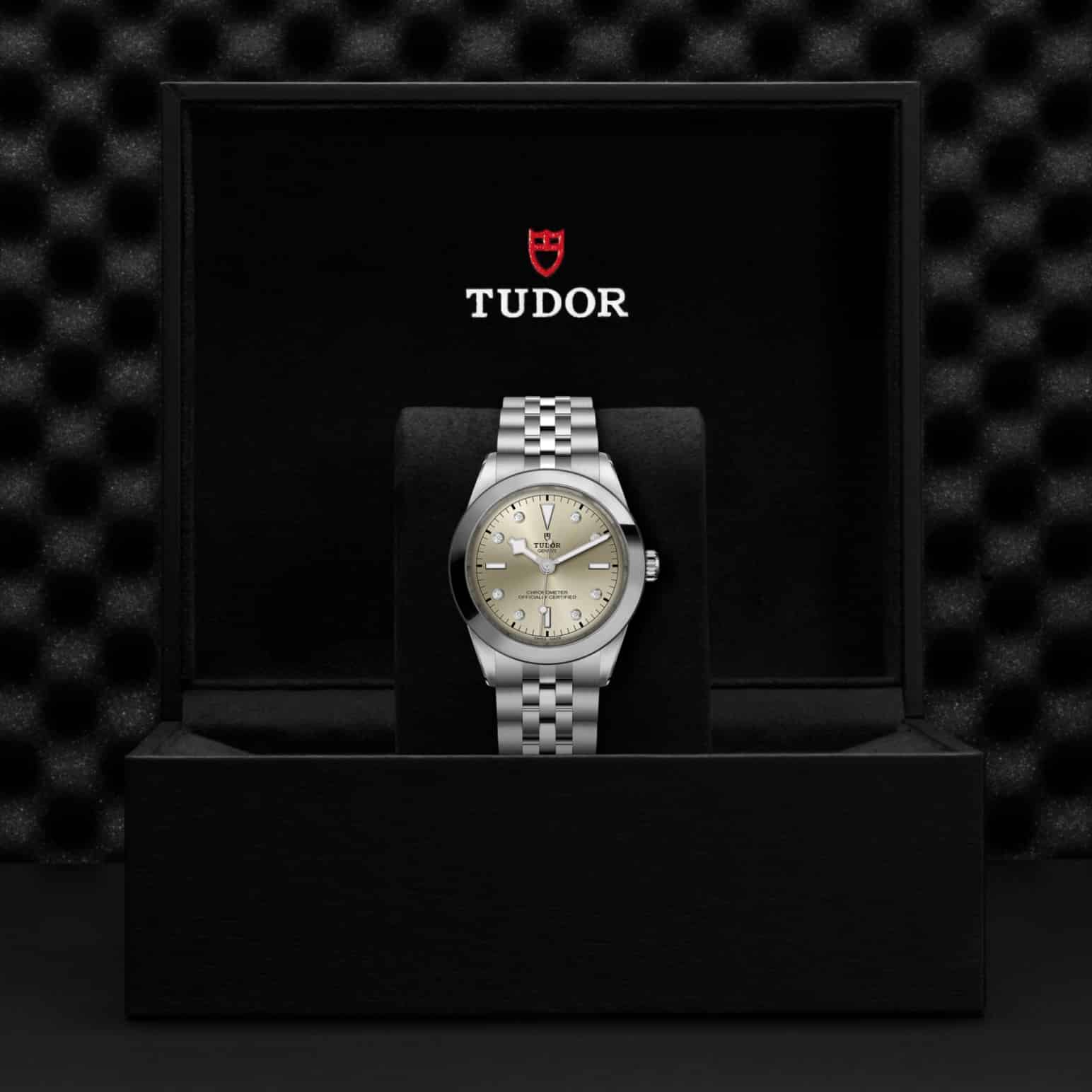 TUDOR Black Bay One 39 – Bild 6