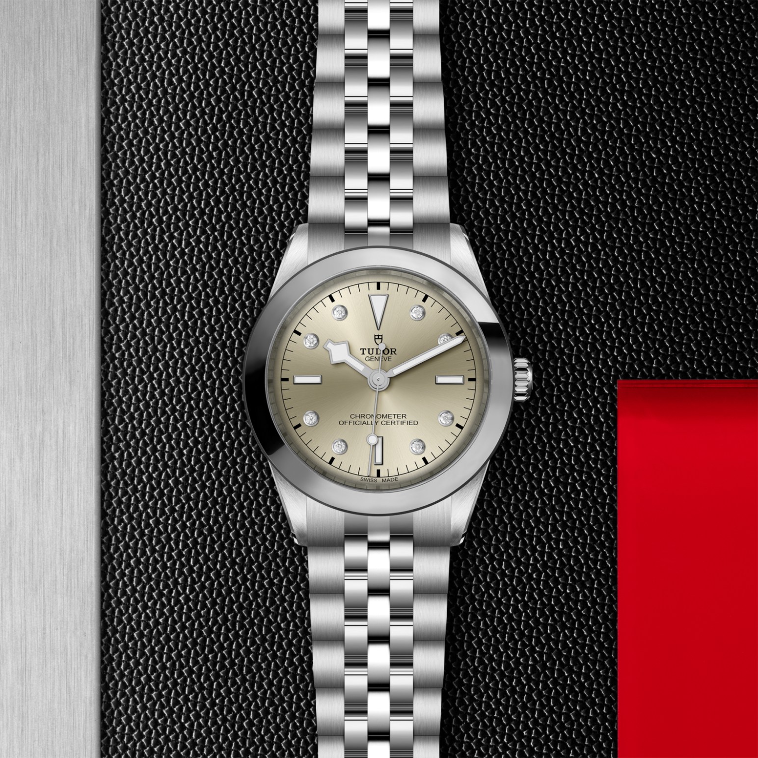 TUDOR Black Bay One 39 – Bild 4