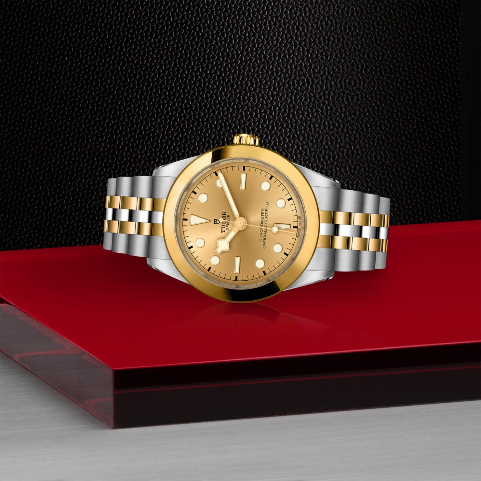 TUDOR Black Bay One 39 S&G – Bild 5