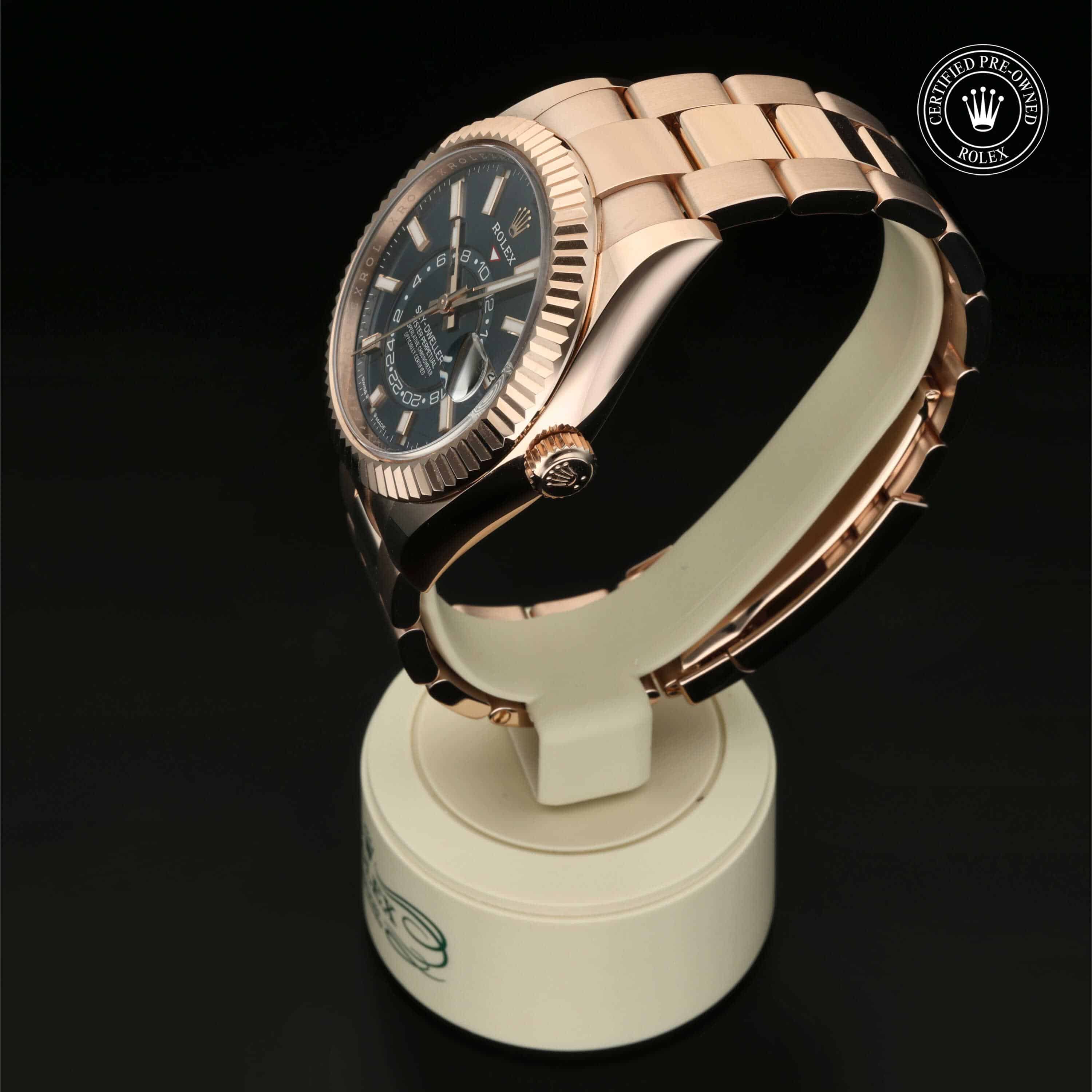 Rolex Sky-Dweller Certified Pre-Owned mit 42 mm von 2023 – 360° Ansicht 8