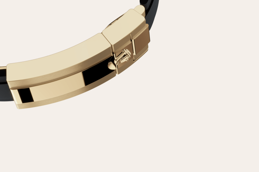 Rolex Yacht-Master 42 in 18 Karat Gelbgold, M226658-0001 – Juwelier Weinmayr – Oysterflex-Band